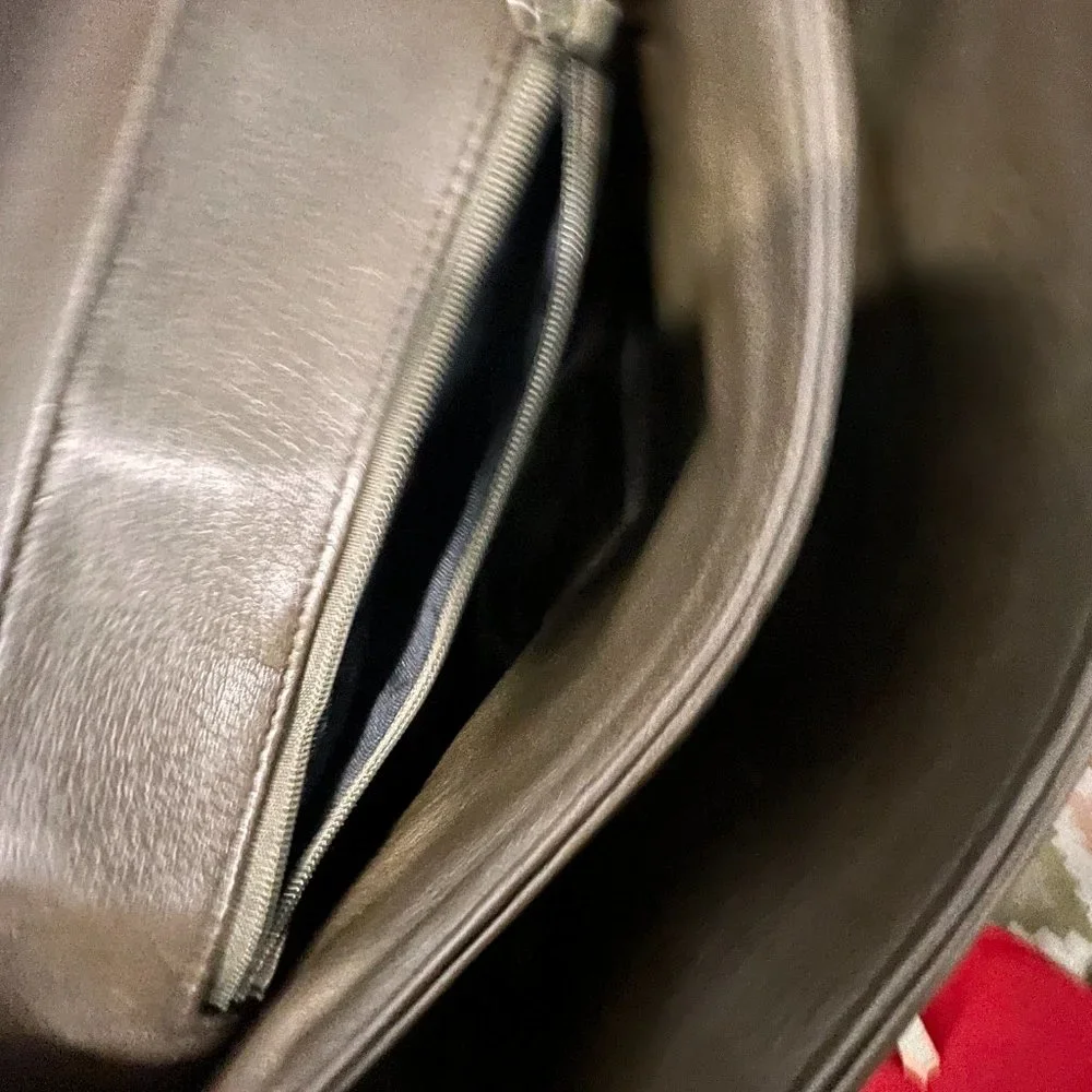 Source Unknown leather green